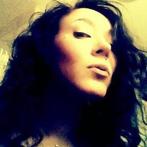 Meet your Posher, Shadia